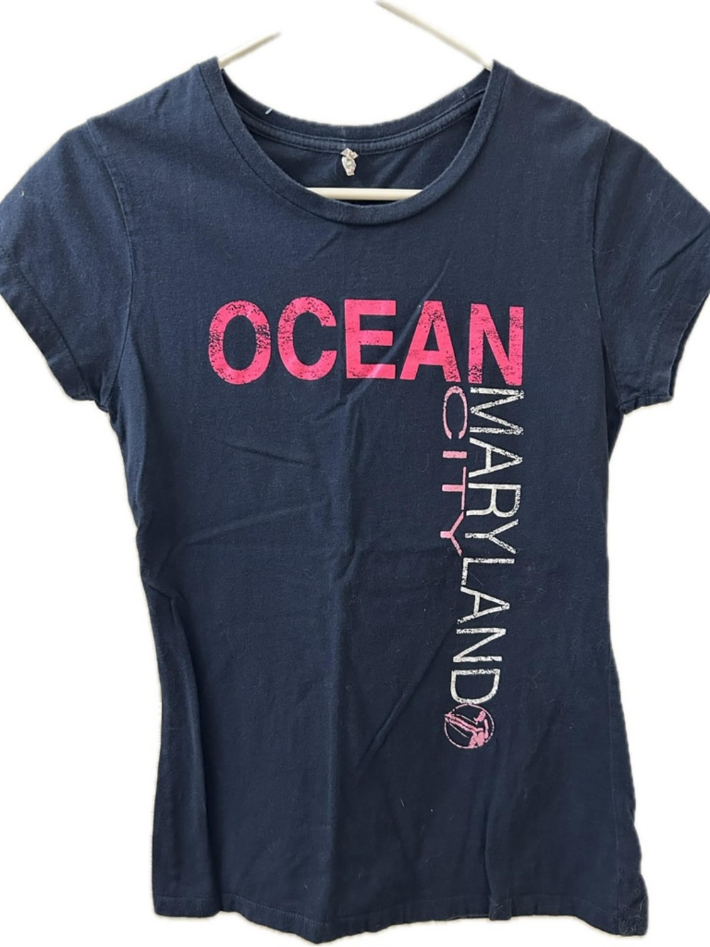 Ocean Maryland Navy Pink Graphic Tee